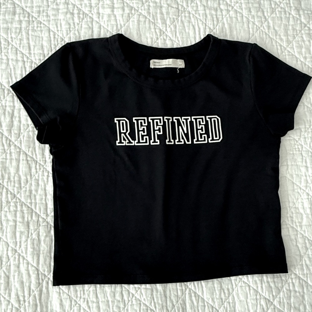 OAK + FORT Black Crop Top with 'Refined' Print